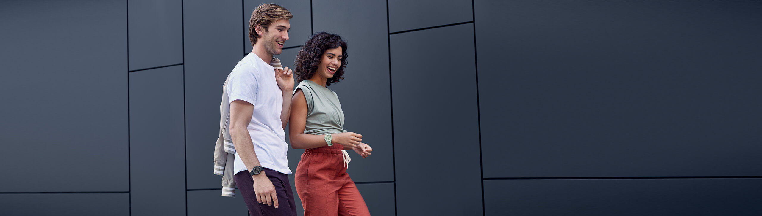 Fashion & Hybrid Smartwatches